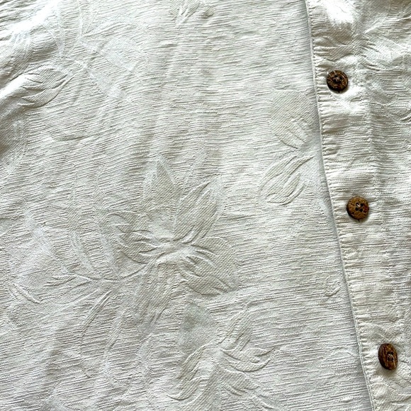 Island Shores 100% Silk Men’s Button Down Shirt L Hawaiian Neutral Cream Casual - Picture 12 of 12